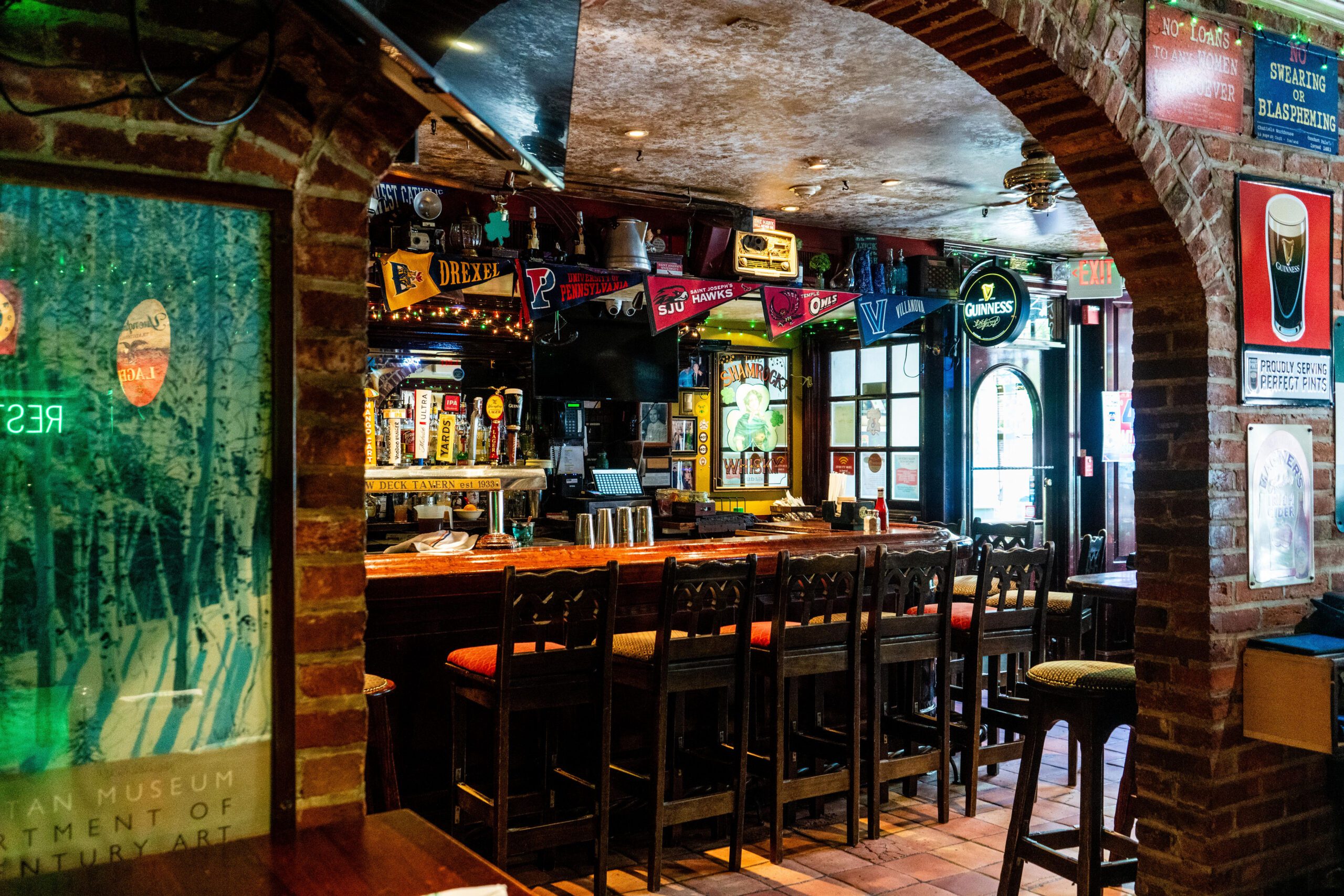 Bar photo 2